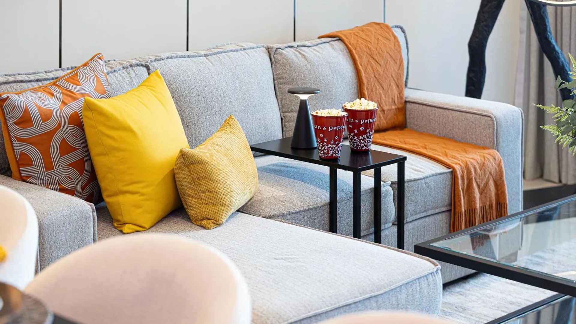 Elite 4Br Luxury Apartment, Burj Khalifa View, Opposite Dubai Mall, Infinity Pool, Mini Golf, Ps5 Lägenhet